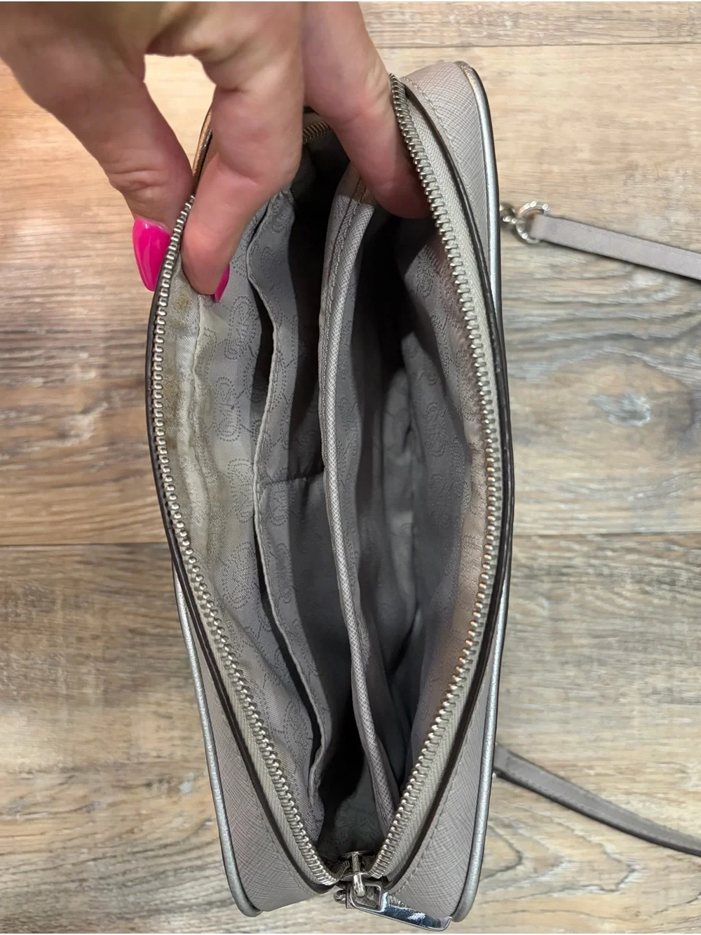 Michael Kors Grey East West Crossbody Bag with Silver Chain Strap. EUC!